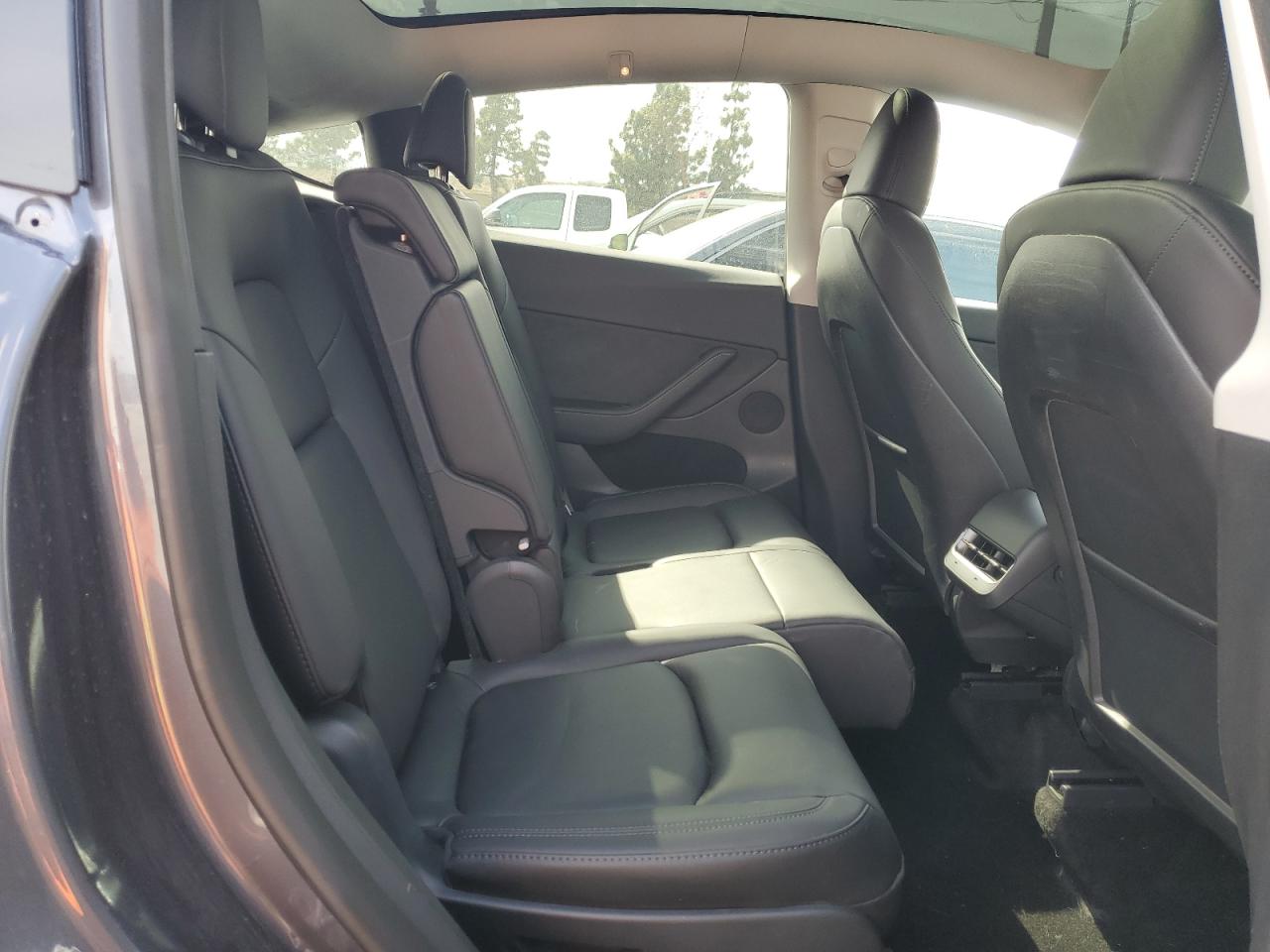 2023 TESLA MODEL Y  VIN:7SAYGAEEXPF685356