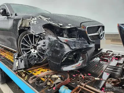 2017 Mercedes-Benz E 200 587KMWDDZF4CB2HA1 VIN:587KMWDDZF4CB2HA1