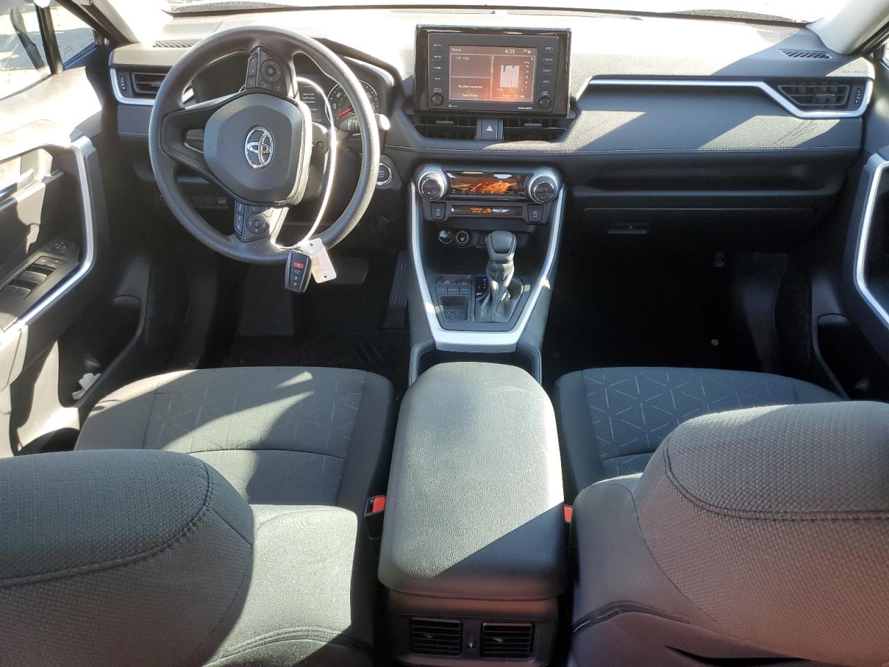 2022 TOYOTA RAV4 XLE VIN:2T3W1RFV0NC194743