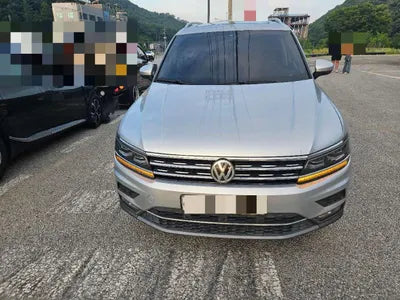 2018 Volkswagen Tiguan VIN: