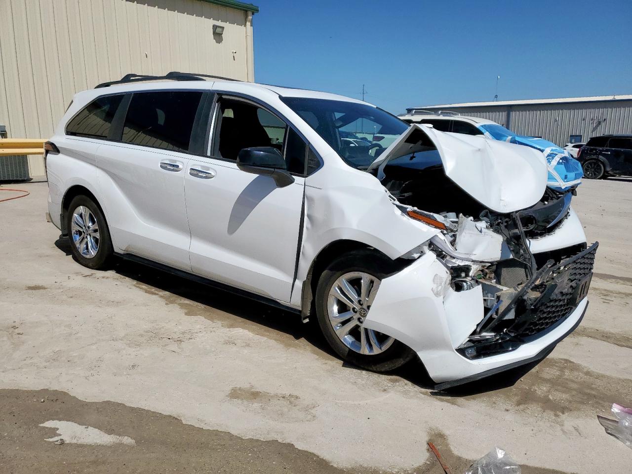 2023 TOYOTA SIENNA XSE VIN:5TDXSKFC2PS077885