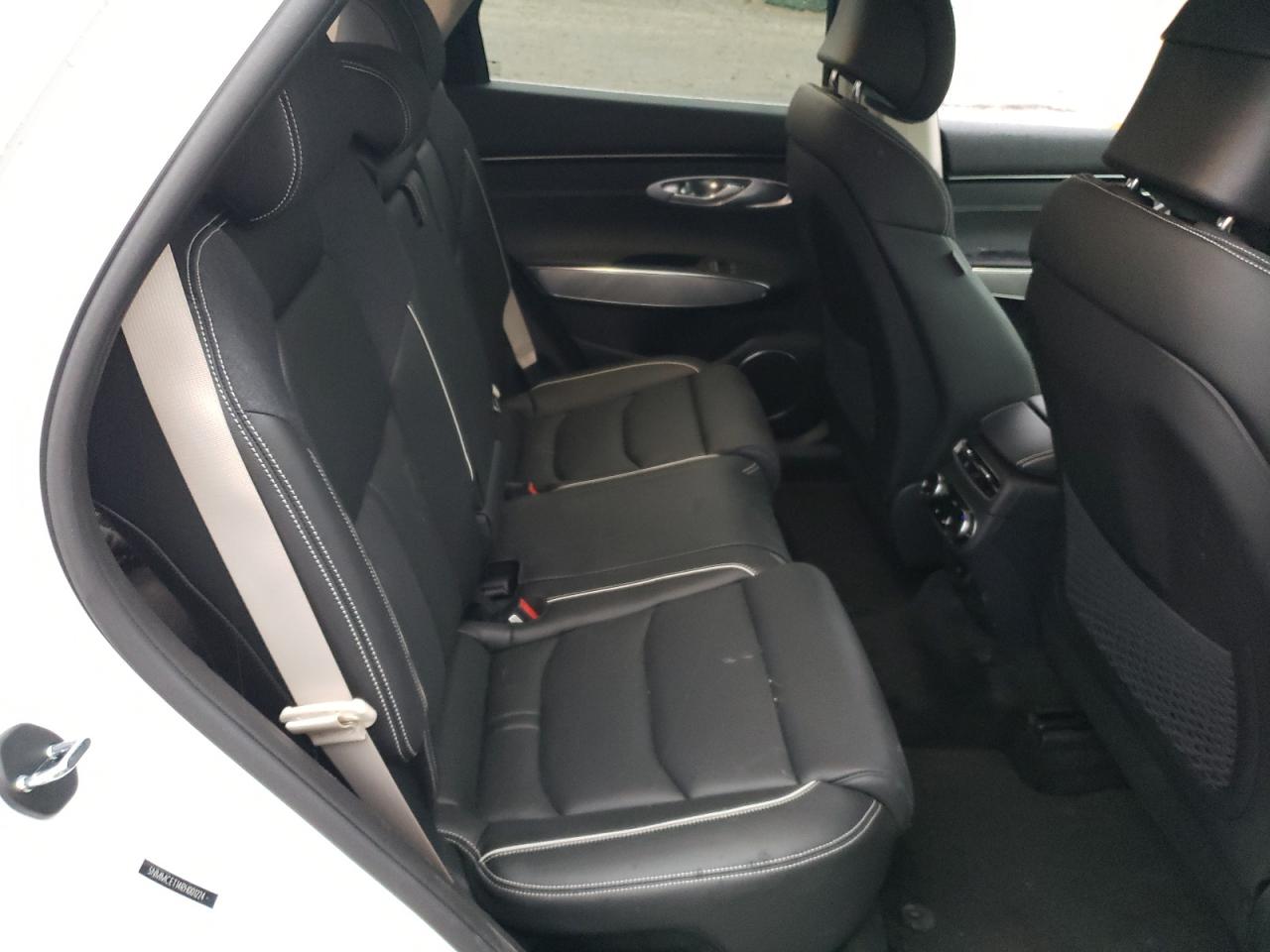 2024 GENESIS GV70 ADVANCED VIN:5NMMCET14RH001224