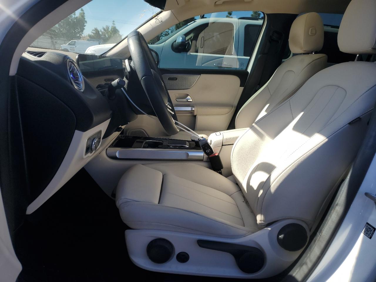 2022 MERCEDES-BENZ EQB 300 4MATIC VIN:W1N9M0KB1NN009903