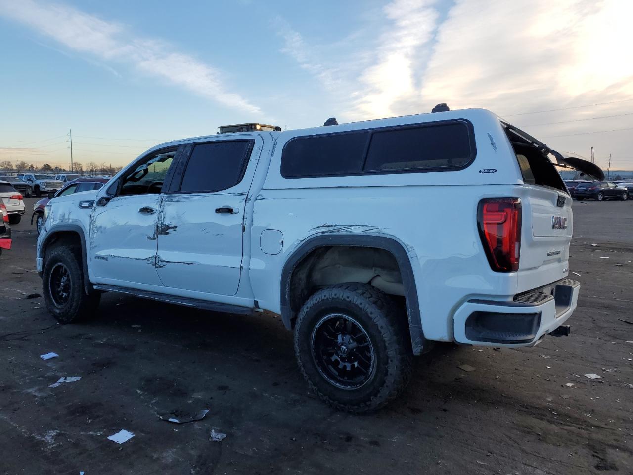 2023 GMC SIERRA K1500 AT4 VIN:1GTUUEE88PZ190606