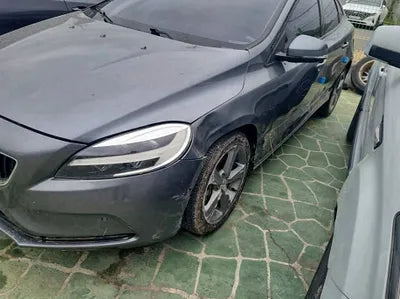 2017 Volvo V40 YV1MV79K0H2380619 VIN:YV1MV79K0H2380619