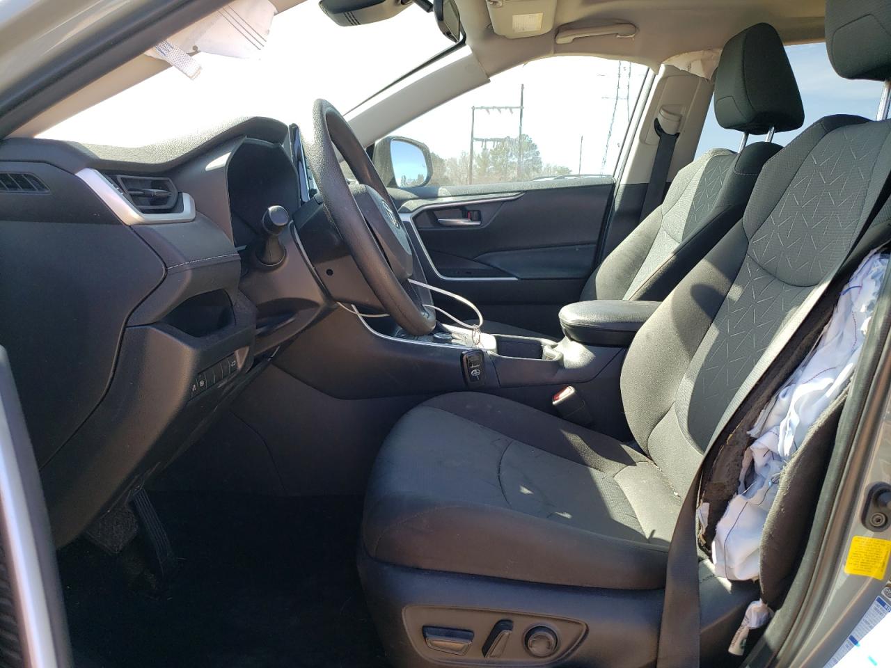 2022 TOYOTA RAV4 XLE VIN:4T3RWRFV5NU065913