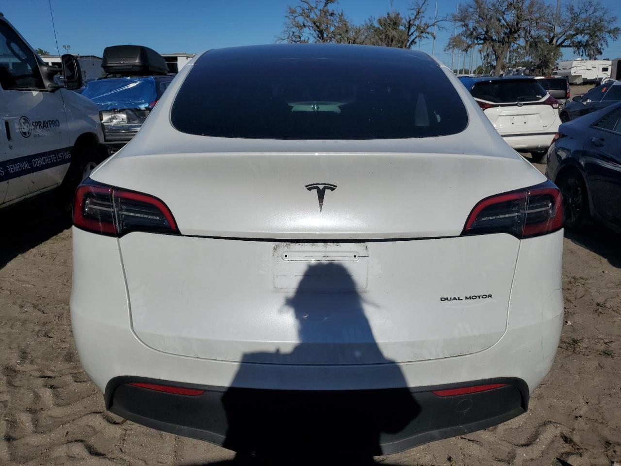 2023 TESLA MODEL Y  VIN:7SAYGDEEXPA114111