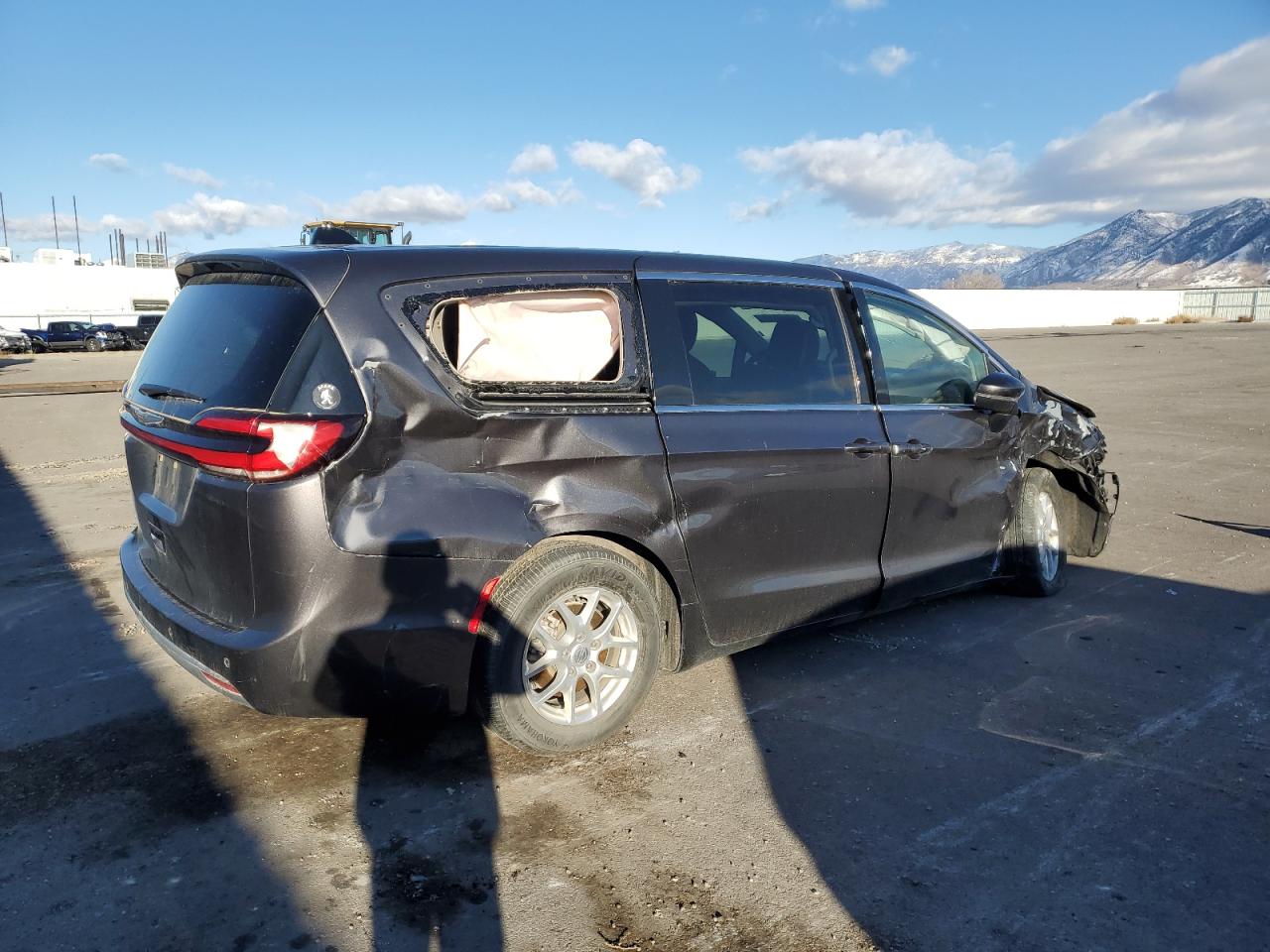2023 CHRYSLER PACIFICA TOURING L VIN:2C4RC1BG7PR577509