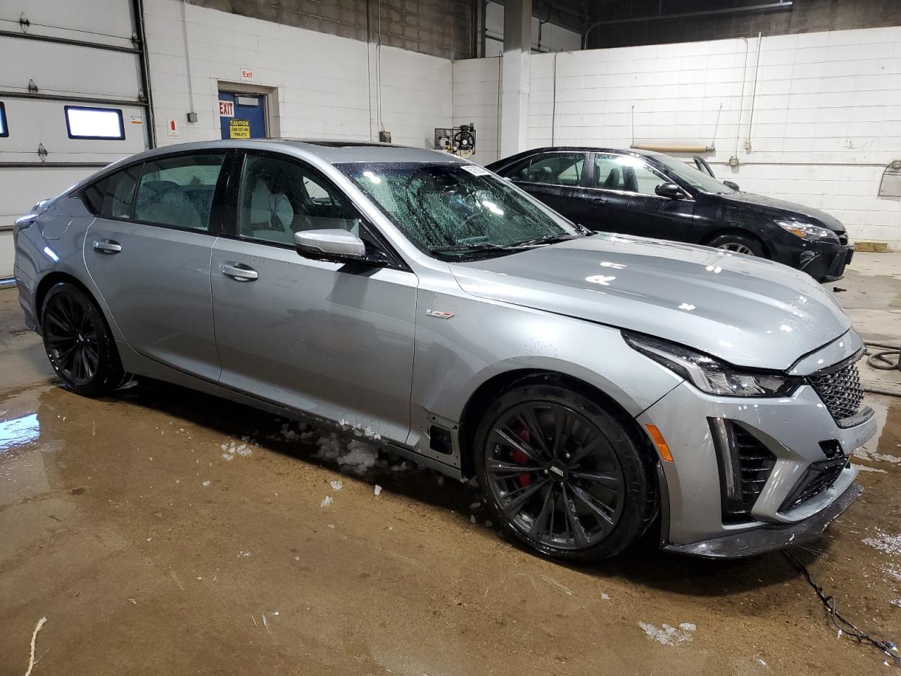 純銀 2023 CADILLAC CT5-V BLACKWING VIN:1G6DY5R69P0810884 – VIN Public