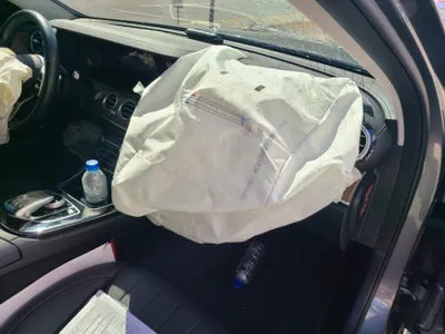 2019 Mercedes-Benz E 300 WDDZF5DBXKA670477 VIN:WDDZF5DBXKA670477