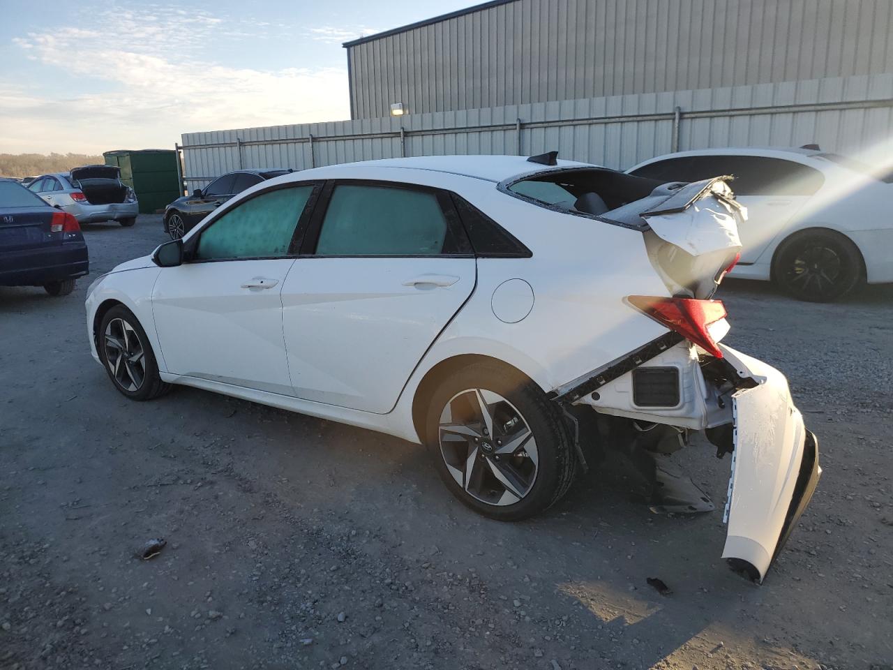 2023 HYUNDAI ELANTRA SEL VIN:5NPLS4AG4PH111027