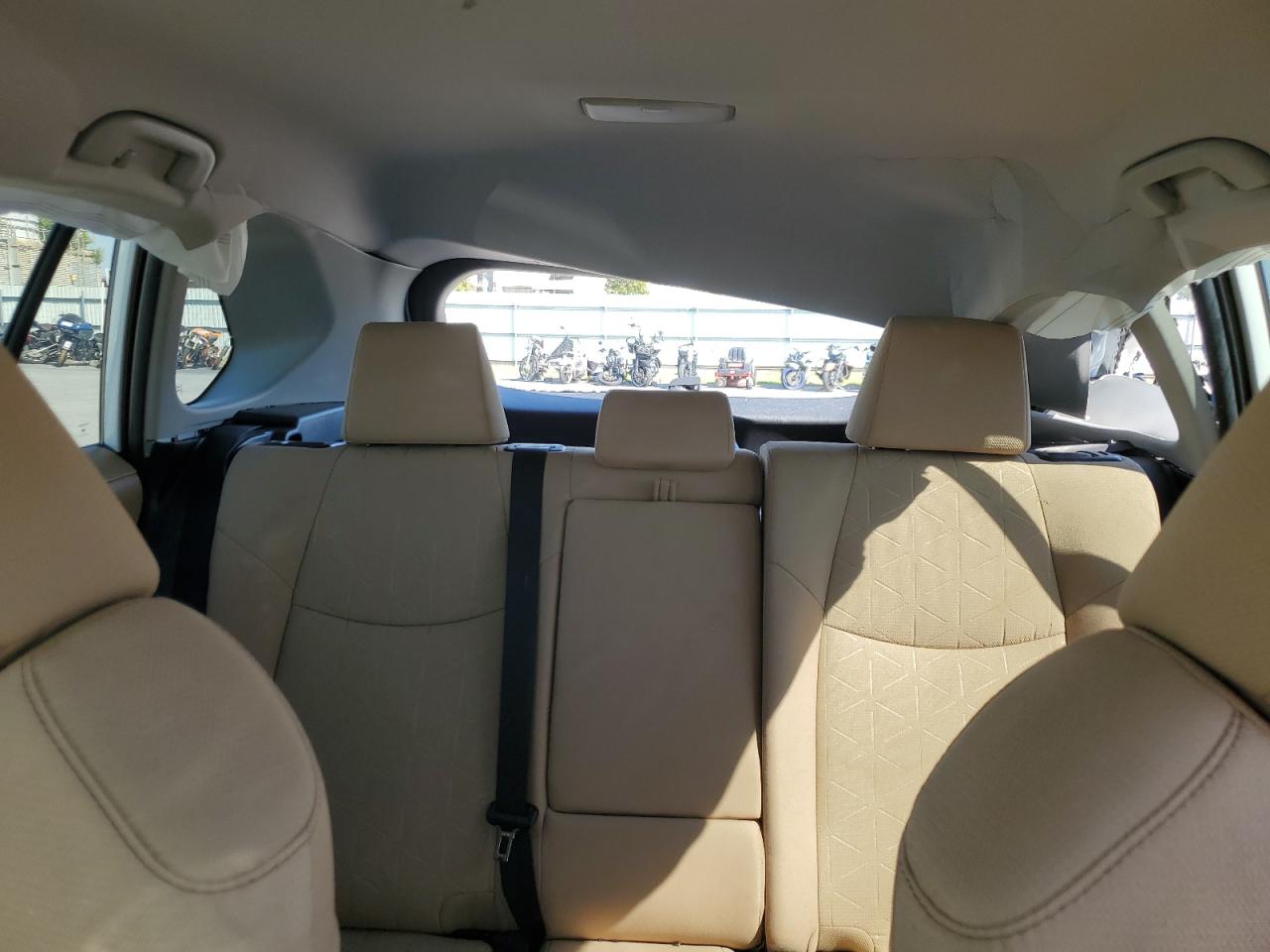 2022 TOYOTA RAV4 XLE VIN:2T3P1RFV3NW271673