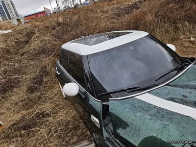 2015 MINI Cooper VIN: