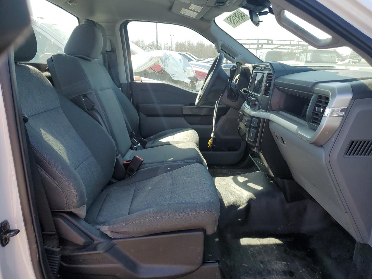 2022 FORD F150  VIN:1FTMF1CB7NKD93655