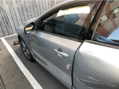 2017 Volvo V40 YV1MV79K0H2422437 VIN:YV1MV79K0H2422437