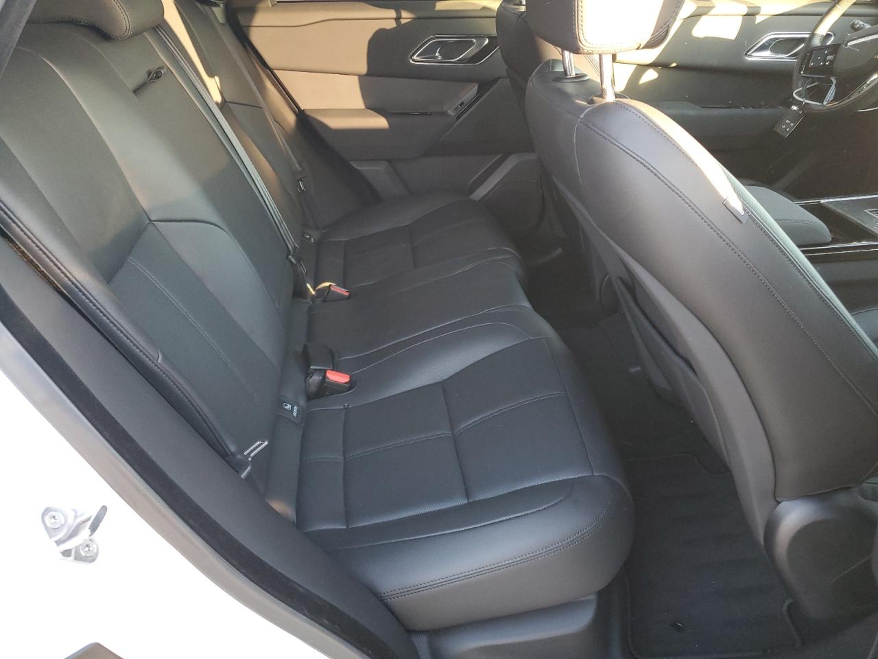 2024 LAND ROVER RANGE ROVER VELAR DYNAMIC SE VIN:SALYL2EX0RA391582