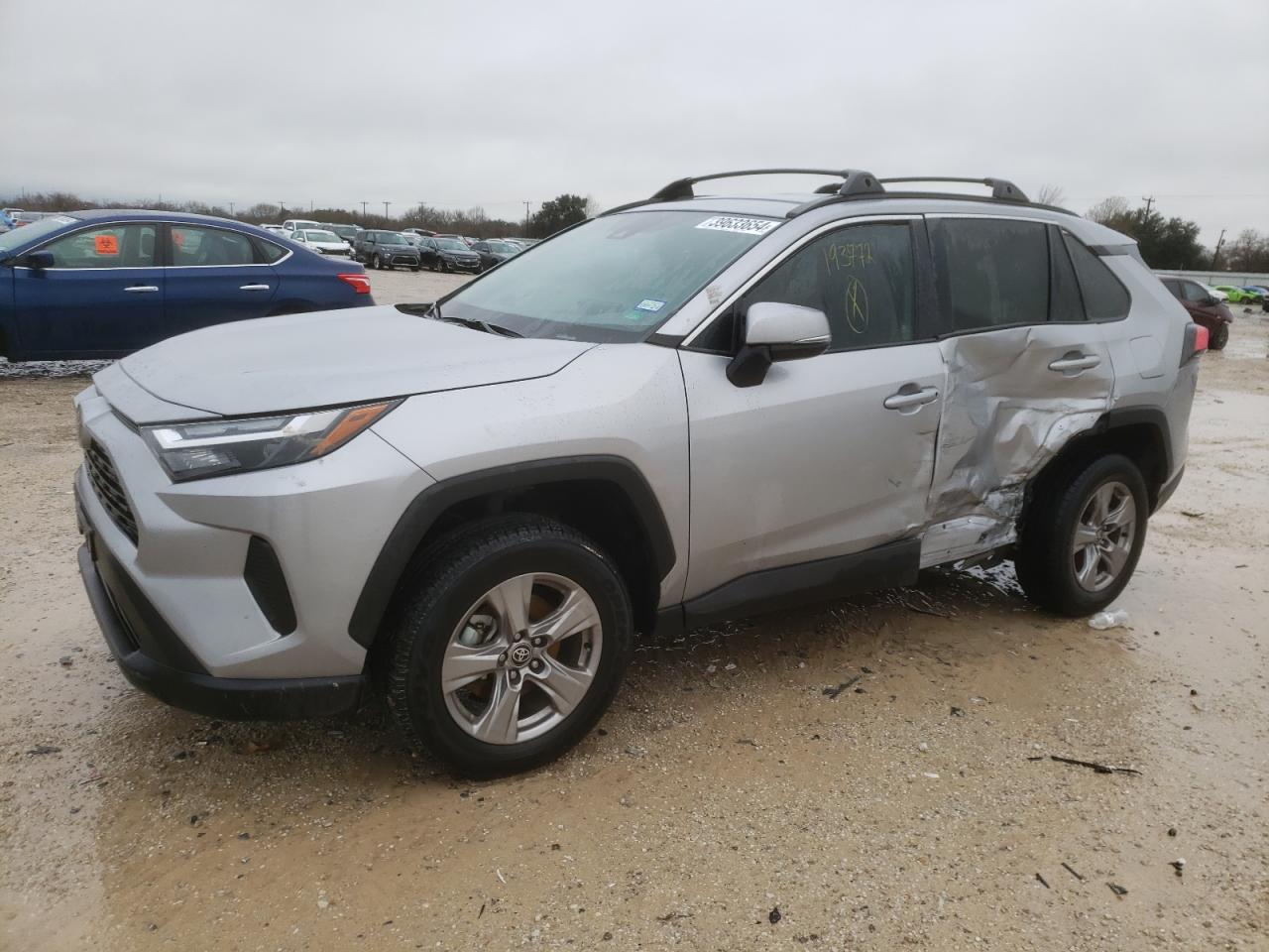 2022 TOYOTA RAV4 XLE VIN:2T3W1RFV2NC193772