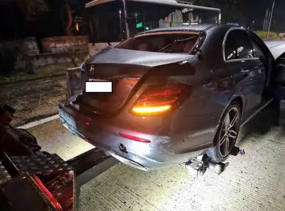 2018 Mercedes-Benz E 300 WDDZF4JB7JA352717 VIN:WDDZF4JB7JA352717