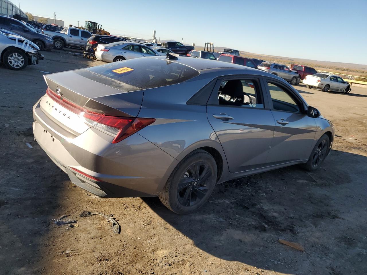 2022 HYUNDAI ELANTRA SEL VIN:KMHLM4AG2NU321120