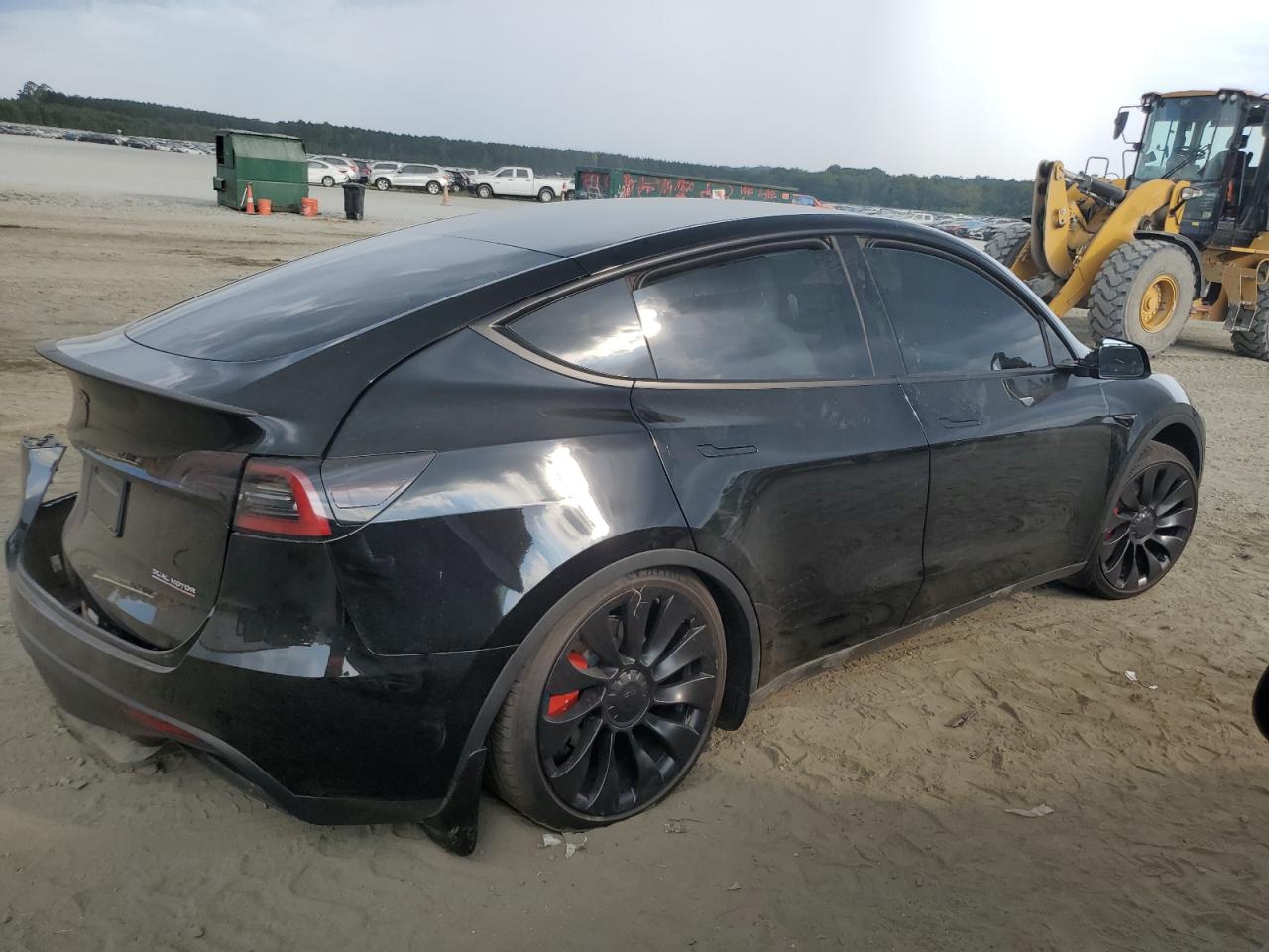 2023 TESLA MODEL Y  VIN:7SAYGDEF6PF957833