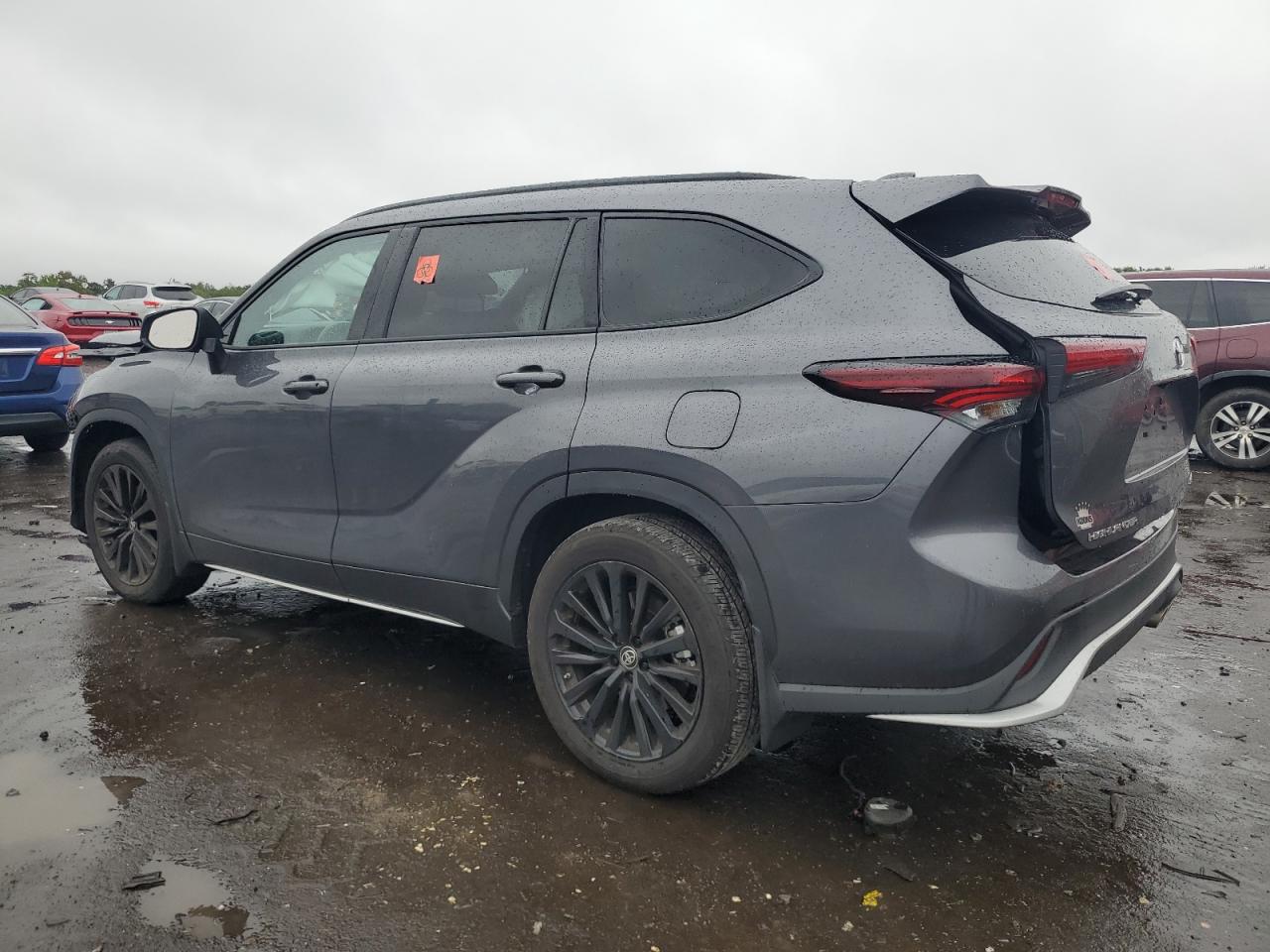 2024 TOYOTA HIGHLANDER LE VIN:5TDKDRBH6RS553962
