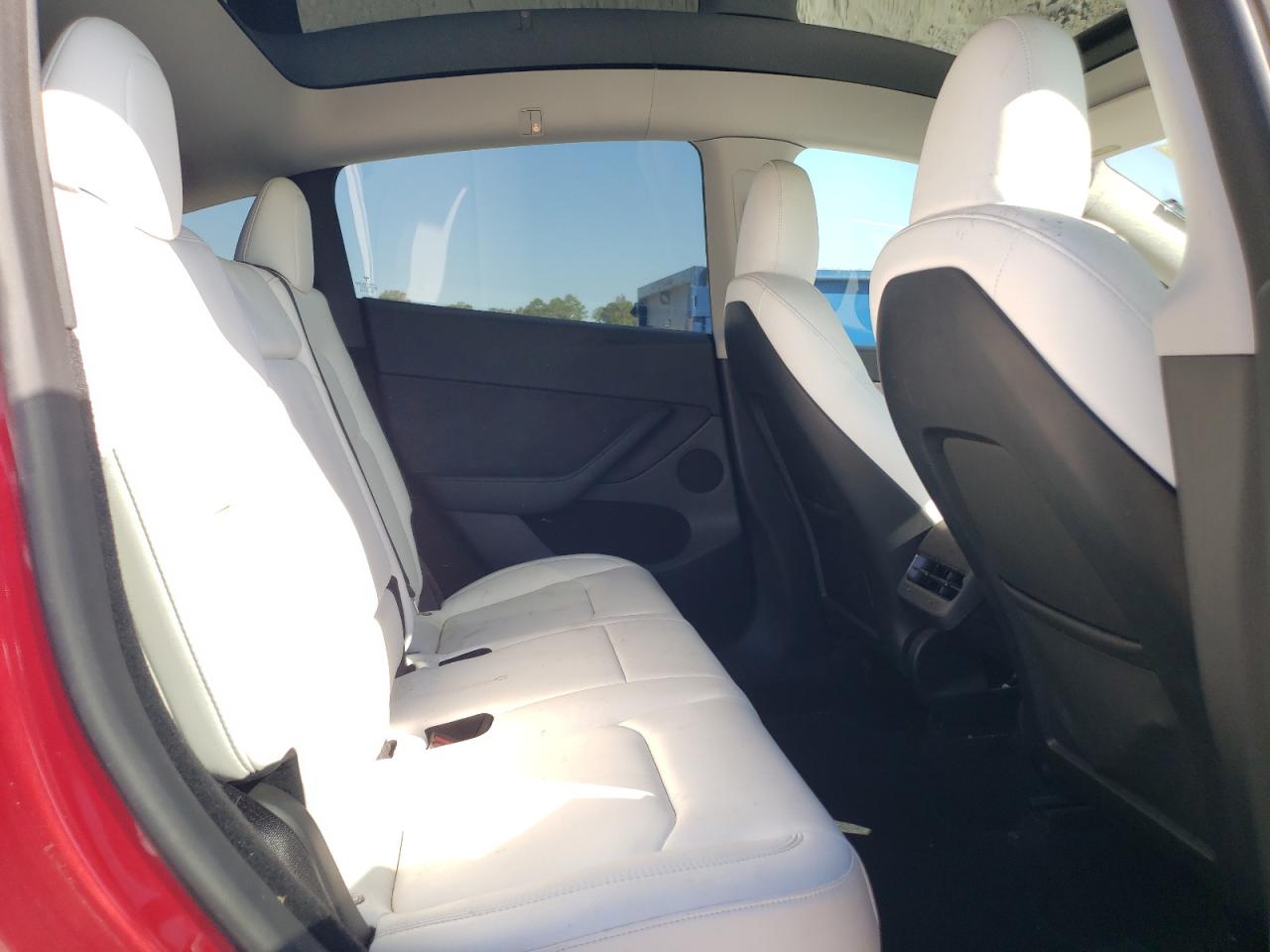 2023 TESLA MODEL Y  VIN:7SAYGDEE8PF772836