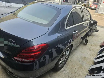 2016 Mercedes-Benz C 220 VIN: