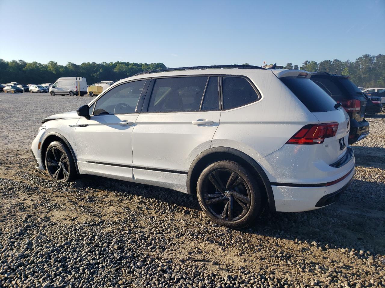 2024 VOLKSWAGEN TIGUAN SE R-LINE BLACK VIN:3VVCB7AX3RM063441