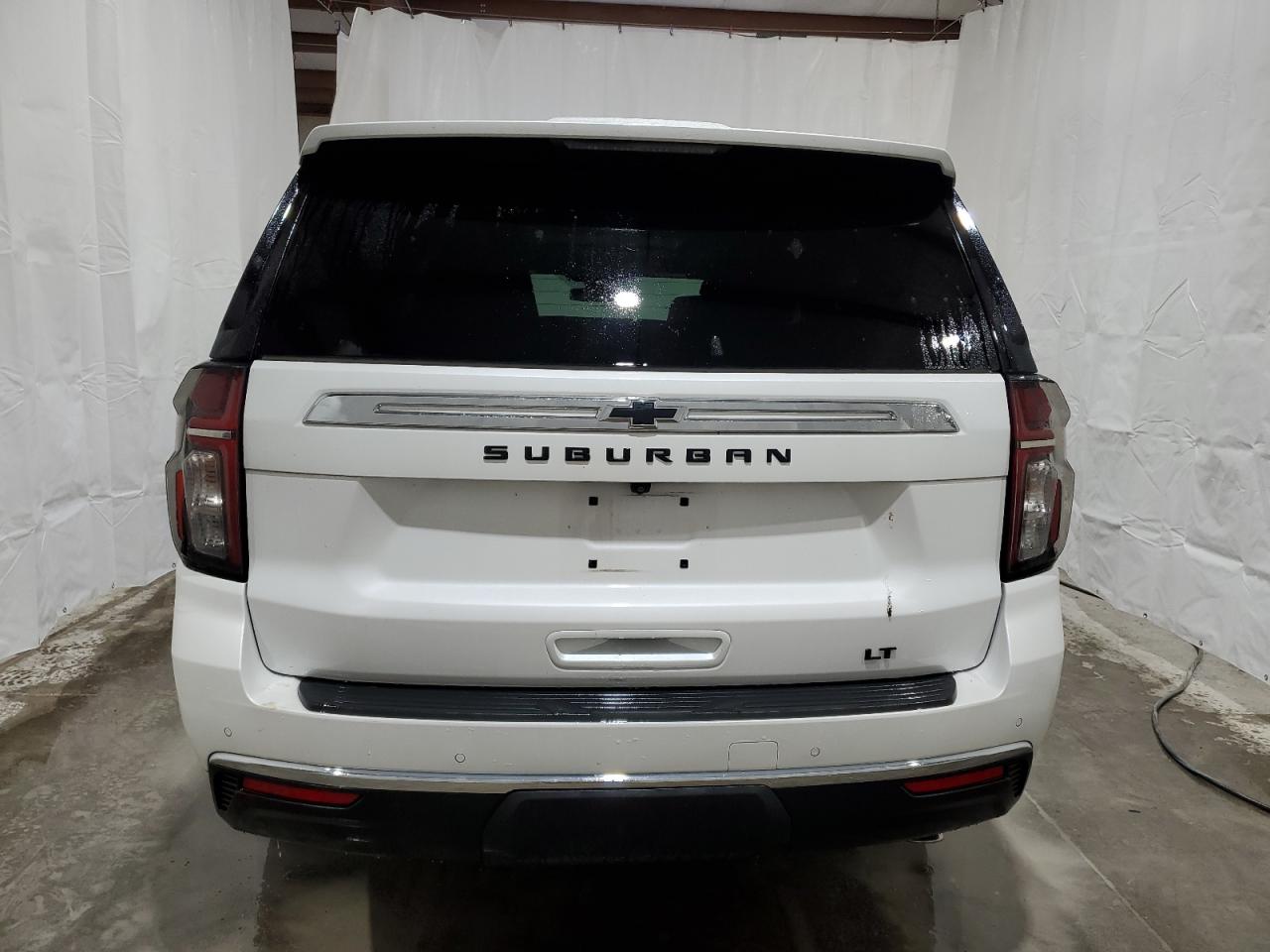 2022 CHEVROLET SUBURBAN K1500 LT VIN:1GNSKCKD2NR334335