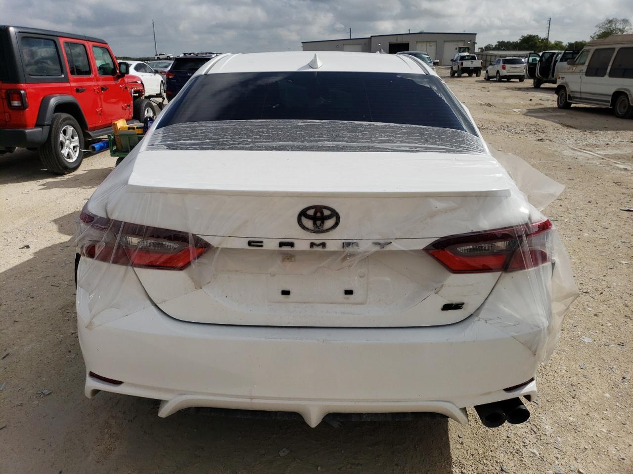 2022 TOYOTA CAMRY SE VIN:4T1T11AK7NU042712