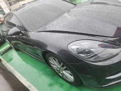 2018 Porsche Panamera VIN: