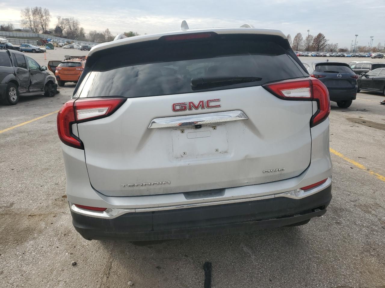 2022 GMC TERRAIN SLT VIN:3GKALVEV3NL102226