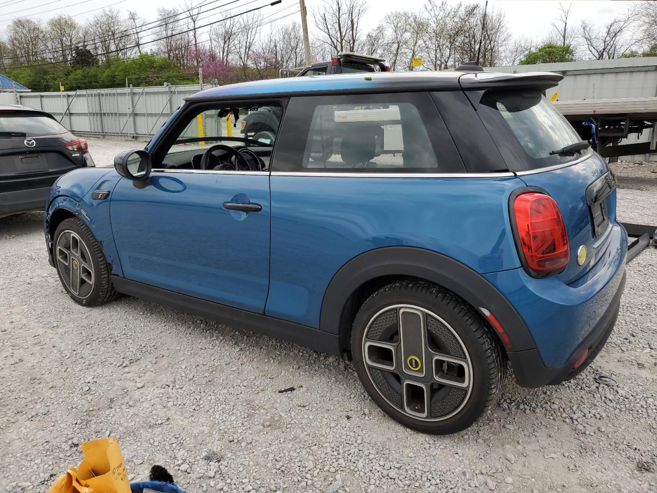 2022 MINI COOPER SE VIN:WMW13DJ04N2P69787