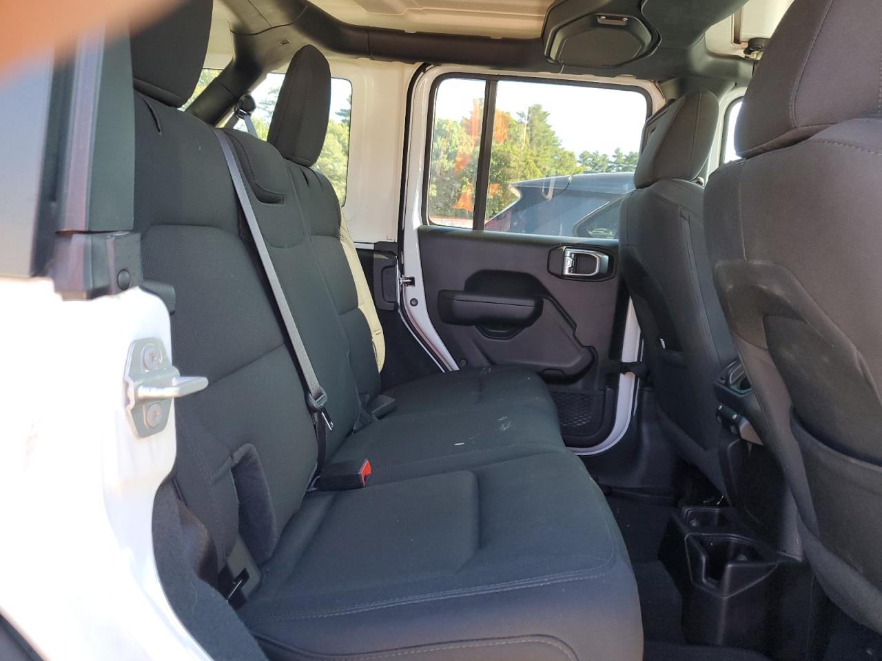2022 JEEP WRANGLER UNLIMITED SPORT VIN:1C4HJXDG9NW132131