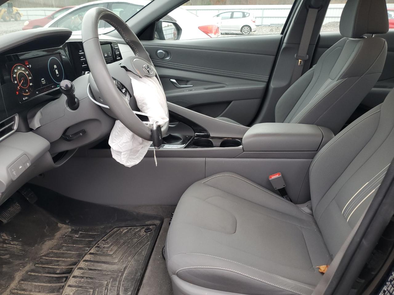 2022 HYUNDAI ELANTRA SEL VIN:KMHLN4AG1NU288575