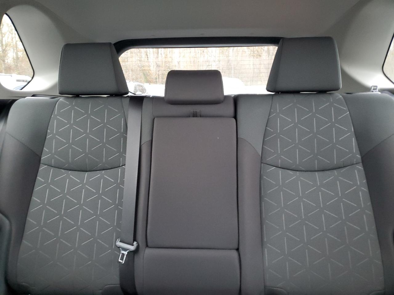 2024 TOYOTA RAV4 XLE VIN:2T3P1RFV0RC420385