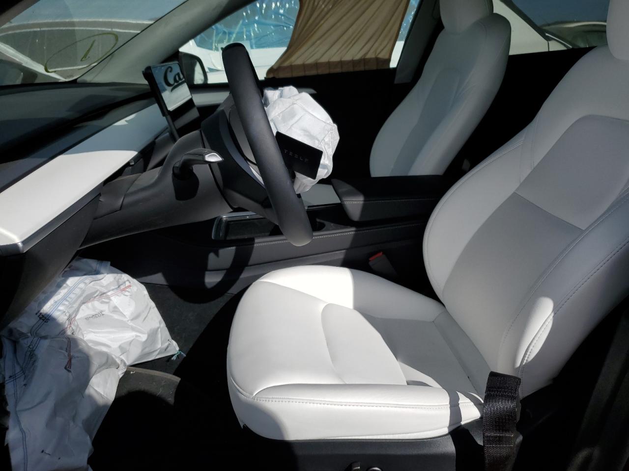 2024 TESLA MODEL Y  VIN:7SAYGDED9RF015115