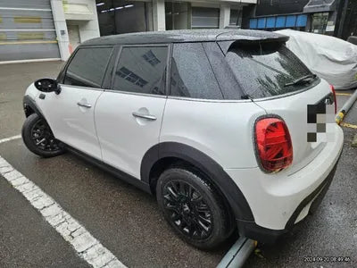 2024 MINI Cooper VIN: