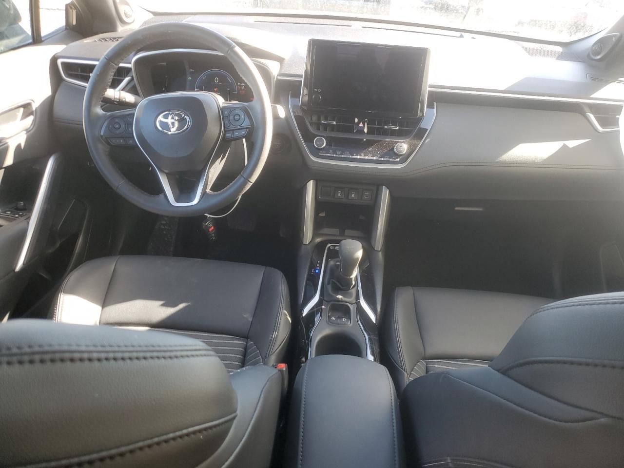 2024 TOYOTA COROLLA CROSS SE VIN:7MUFBABG7RV021304