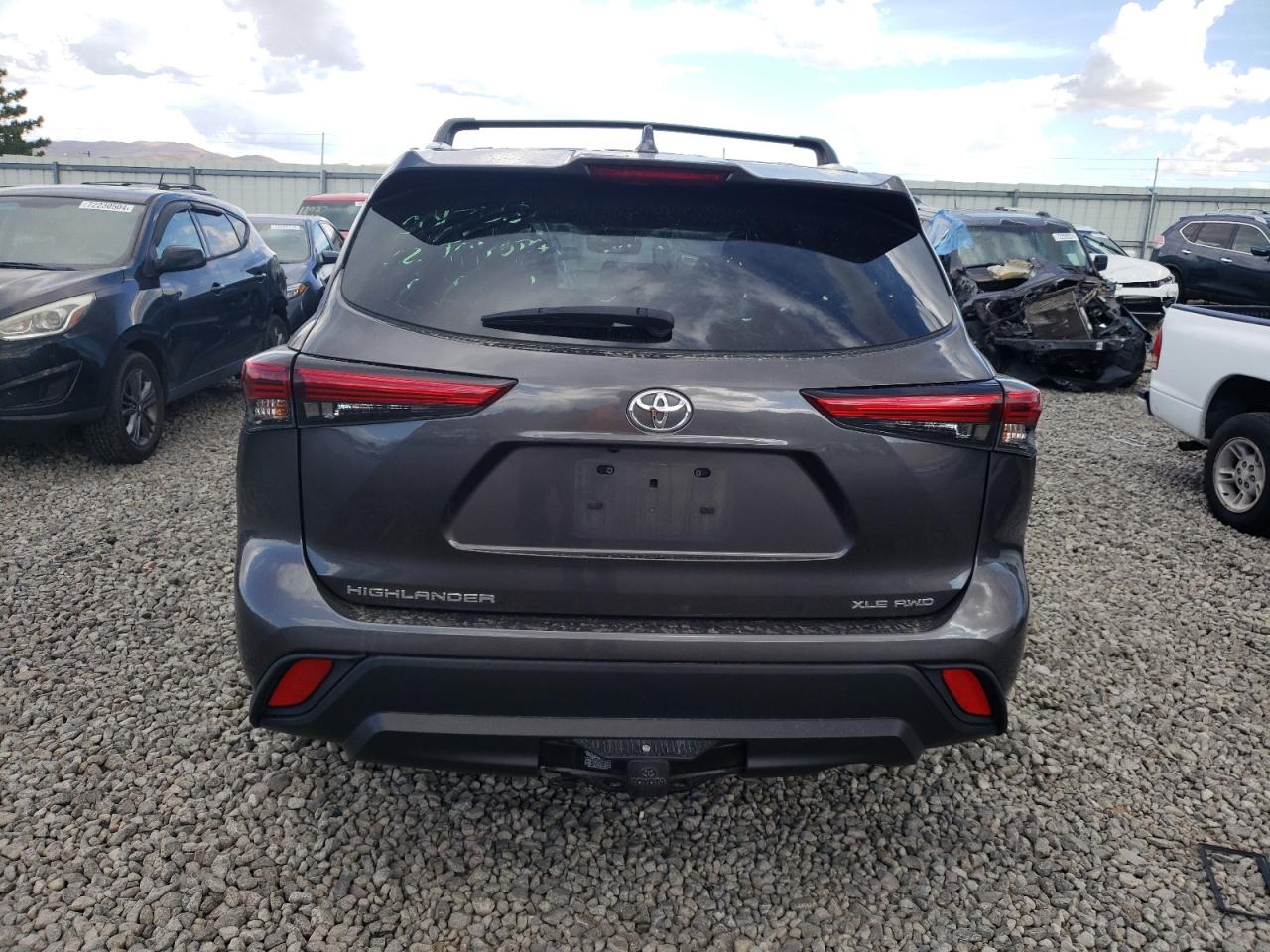 2022 TOYOTA HIGHLANDER XLE VIN:5TDHZRBH7NS238996