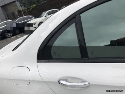 2016 Mercedes-Benz E 300 WDDZF4JB8HA061153 VIN:WDDZF4JB8HA061153