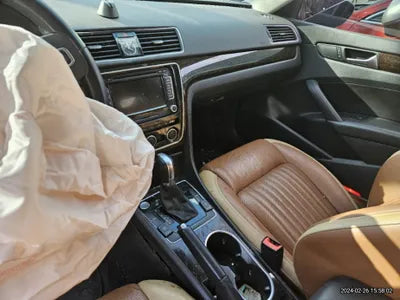 2015 Volkswagen Passat 1VWZZZA3ZFC047951 VIN:1VWZZZA3ZFC047951