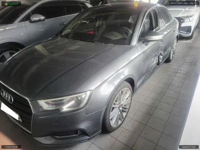 2018 Audi A3 WAUZZZ8V2J1086132 VIN:WAUZZZ8V2J1086132