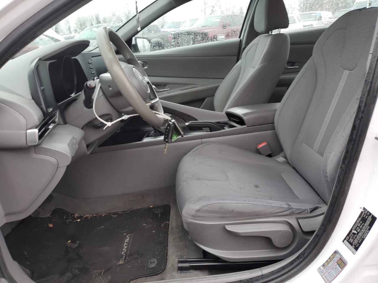 2022 HYUNDAI ELANTRA SE VIN:5NPLL4AG6NH062018