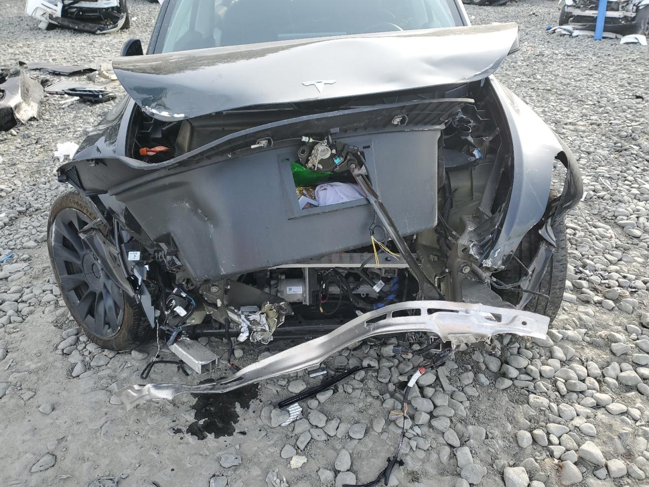 2023 TESLA MODEL Y  VIN:7SAYGDEE8PA094313