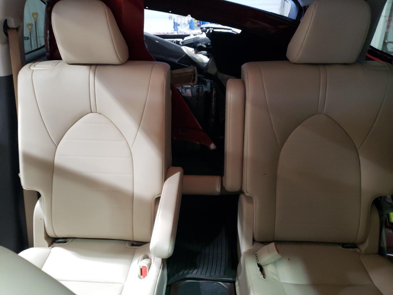 2022 TOYOTA HIGHLANDER XLE VIN:5TDGZRBHXNS195959