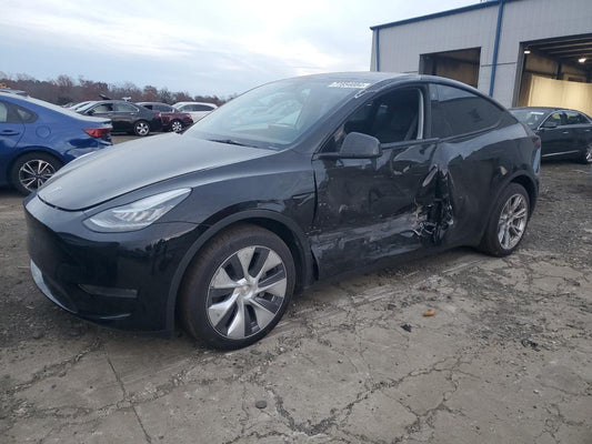 2023 TESLA MODEL Y  VIN:7SAYGDEE3PA077113