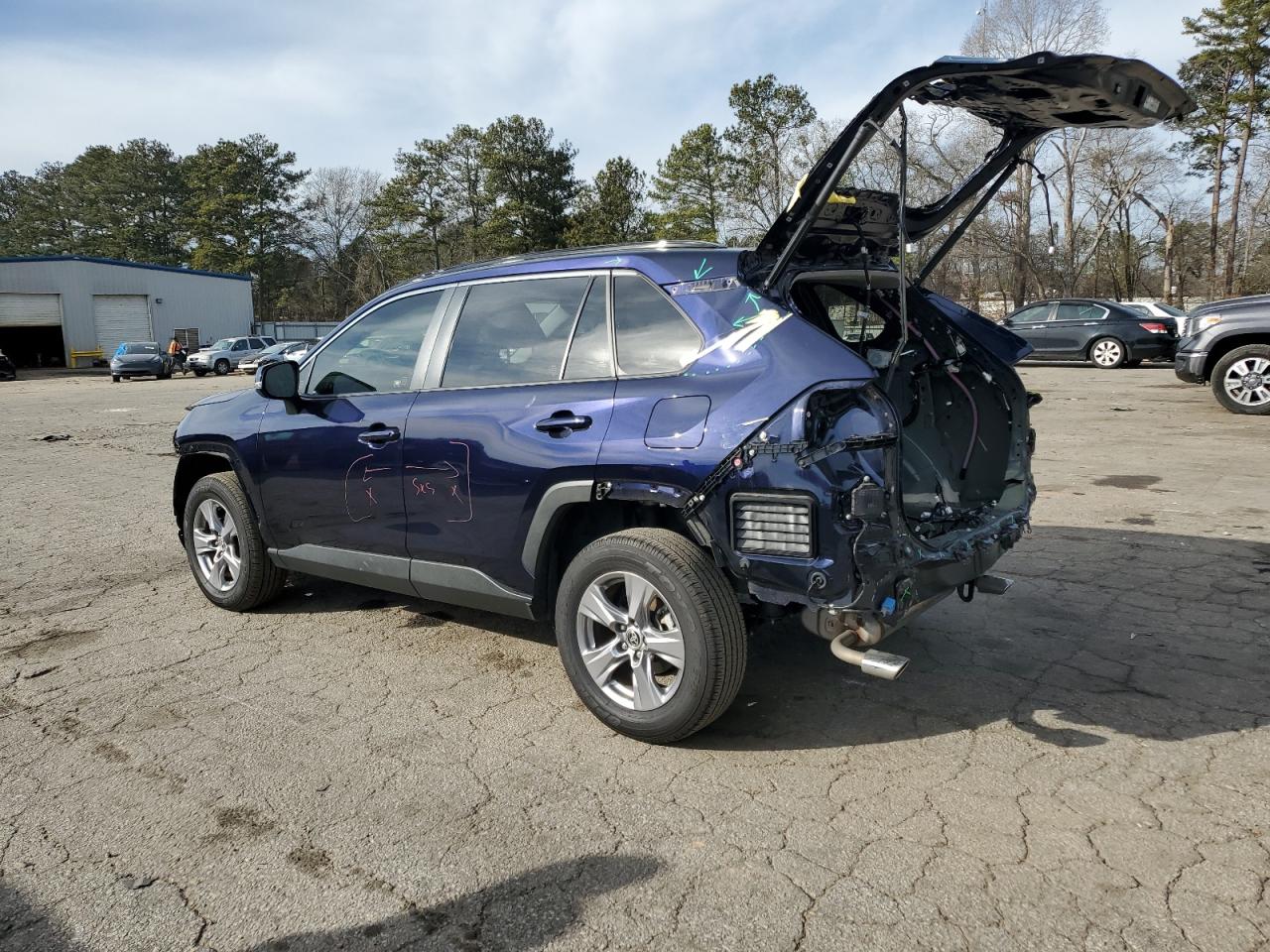 2022 TOYOTA RAV4 XLE VIN:JTMW1RFV5ND094407