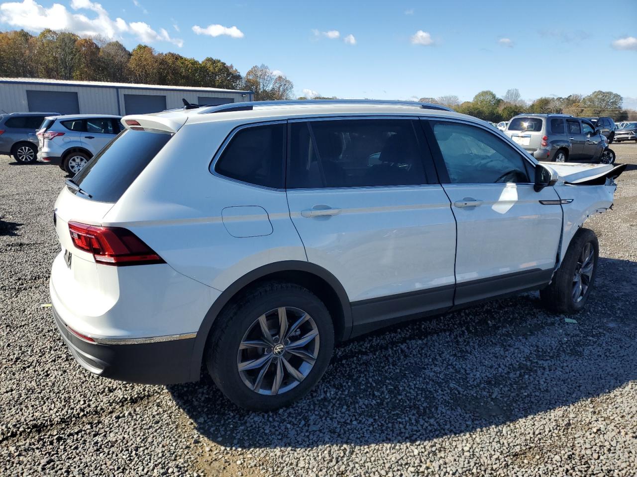 2023 VOLKSWAGEN TIGUAN SE VIN:3VV3B7AX4PM041638