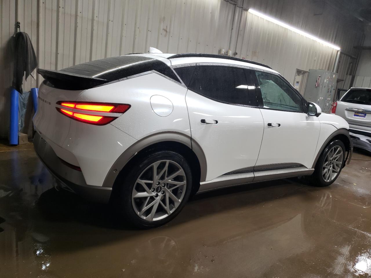 2024 GENESIS GV60 ADVANCED VIN:KMUKCDSC0RU020119